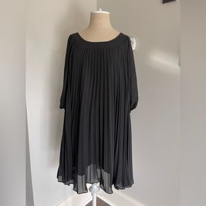 MM Couture black pleated dress sz M